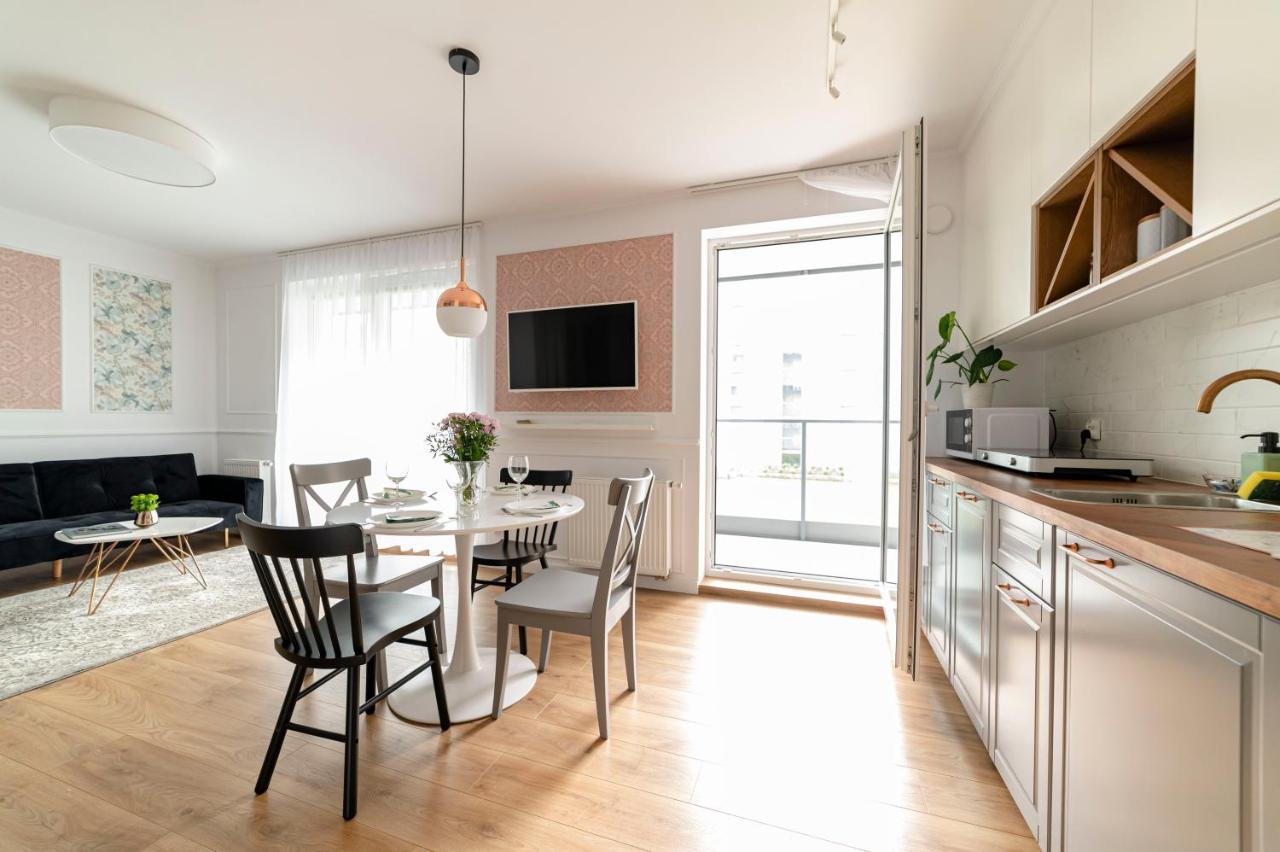 Heaven Apartment In The Old Town With Private Parking 그단스크 외부 사진